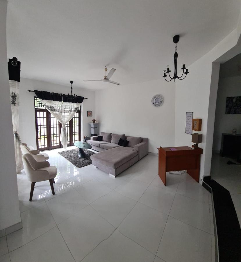 Ja-Elas French Touch Bed and Breakfast Esterno foto