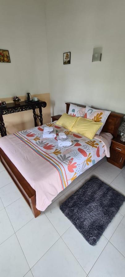 Ja-Elas French Touch Bed and Breakfast Esterno foto
