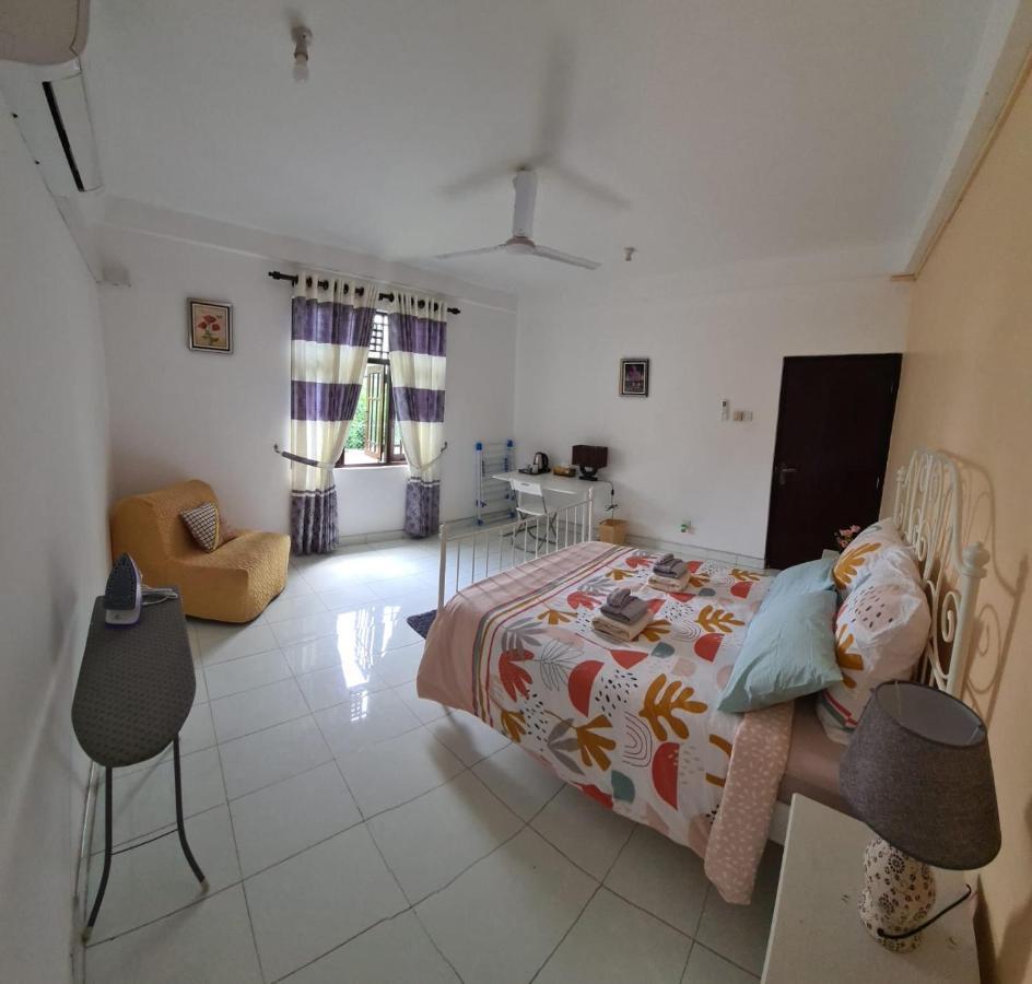 Ja-Elas French Touch Bed and Breakfast Esterno foto